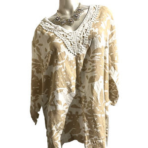 Women’s Premise Tan Brown And Ivory White Lace Peasant Top in Size 2X 22 24